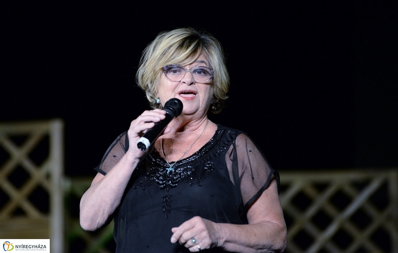 Bogrogi Gyula-Voith Ági a Mandala Dalszínház Színpadán