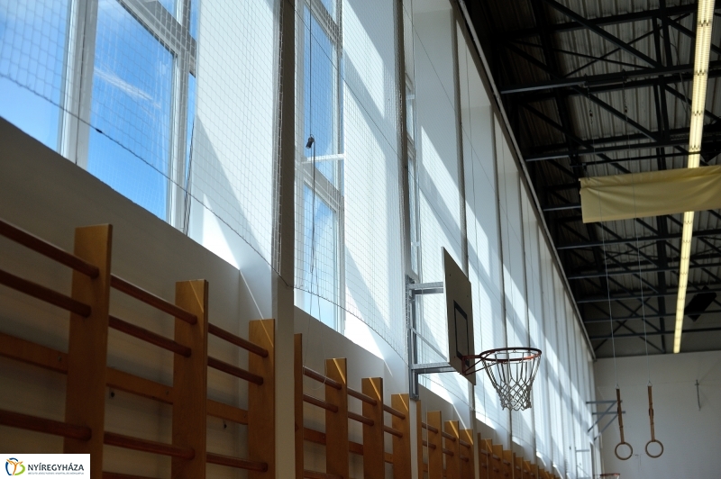 Megújult a Zrínyi gimi tornacsarnoka a Tiszavasvári úton