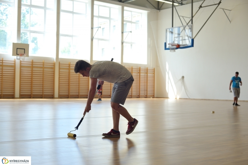 Megújult a Zrínyi gimi tornacsarnoka a Tiszavasvári úton