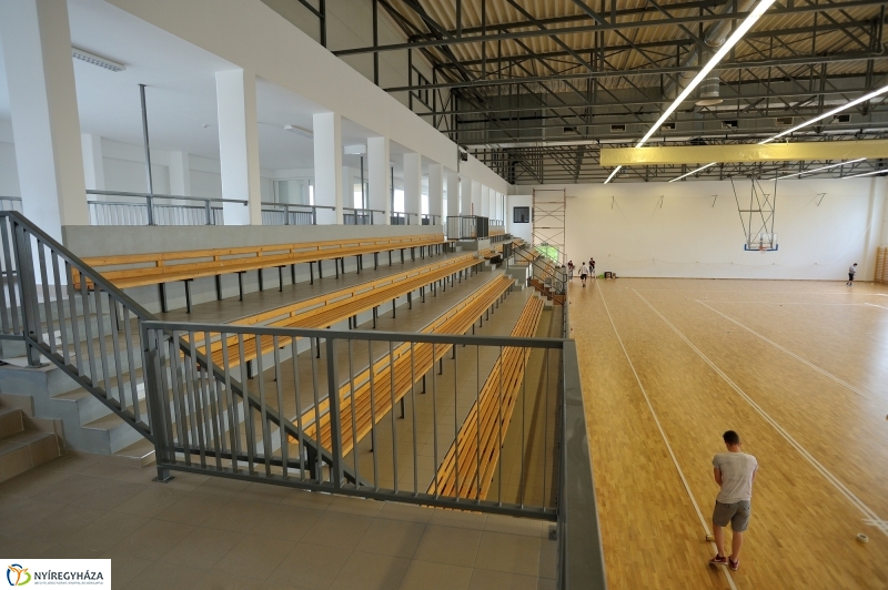 Megújult a Zrínyi gimi tornacsarnoka a Tiszavasvári úton