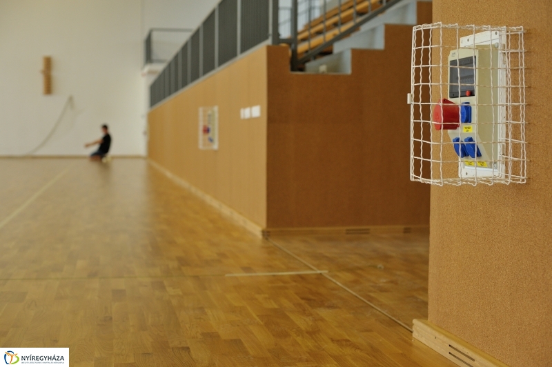 Megújult a Zrínyi gimi tornacsarnoka a Tiszavasvári úton