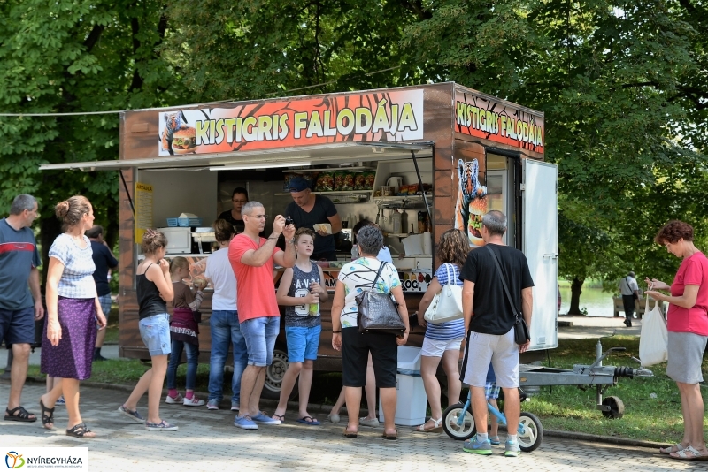 Barkács-bogrács főzőverseny a Krúdy sétányon