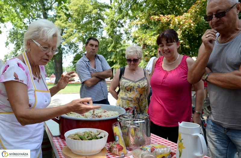 Barkács-bogrács főzőverseny a Krúdy sétányon