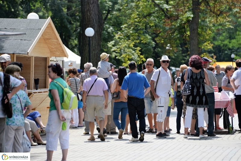 Barkács-bogrács főzőverseny a Krúdy sétányon