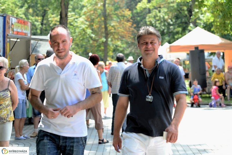 Barkács-bogrács főzőverseny a Krúdy sétányon