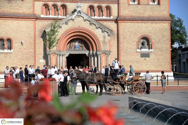 Nyári virágos belváros