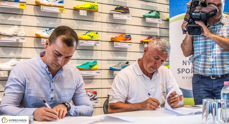 Támogatás az INTERSPORT-tól