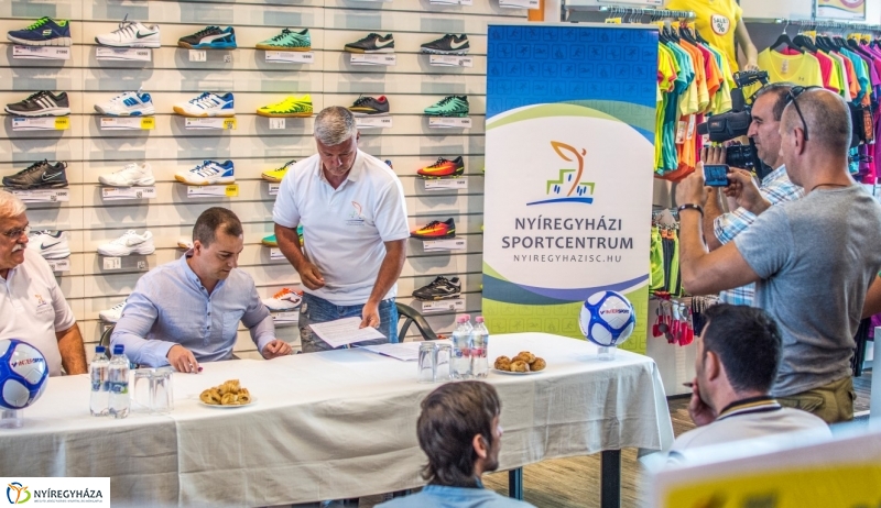 Támogatás az INTERSPORT-tól