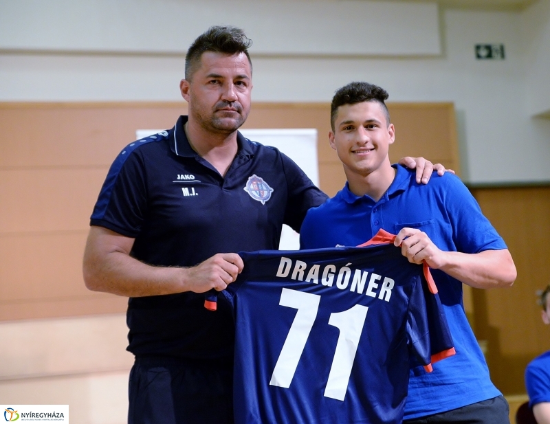 Szurkolói ankét a Szparinál