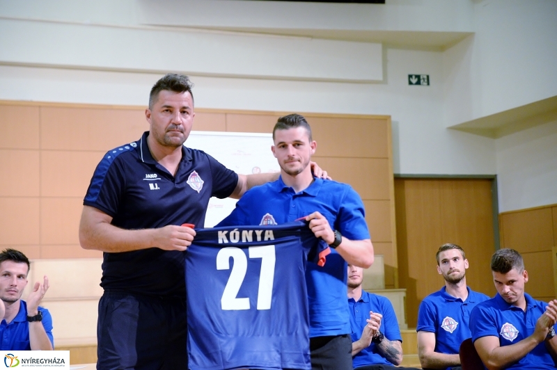 Szurkolói ankét a Szparinál