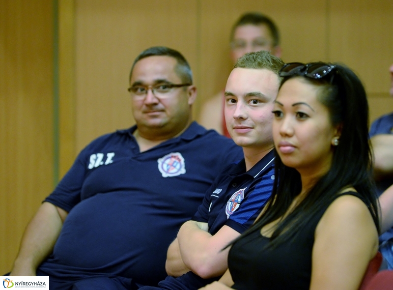 Szurkolói ankét a Szparinál