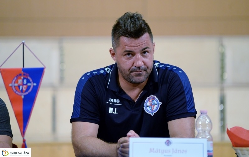 Szurkolói ankét a Szparinál