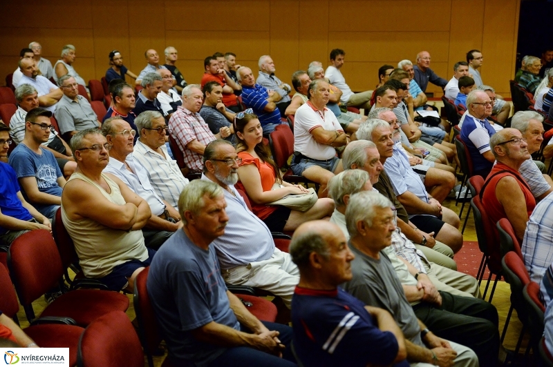 Szurkolói ankét a Szparinál