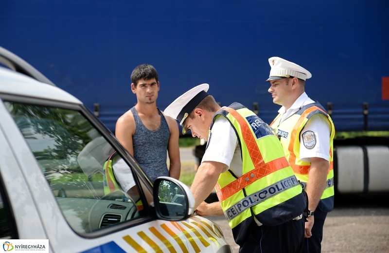 Tispol akció a 38-as úton