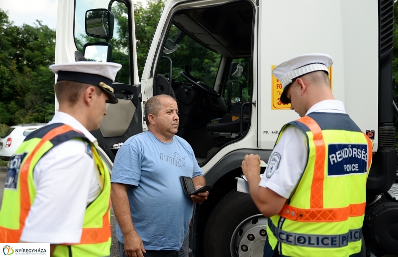Tispol akció a 38-as úton