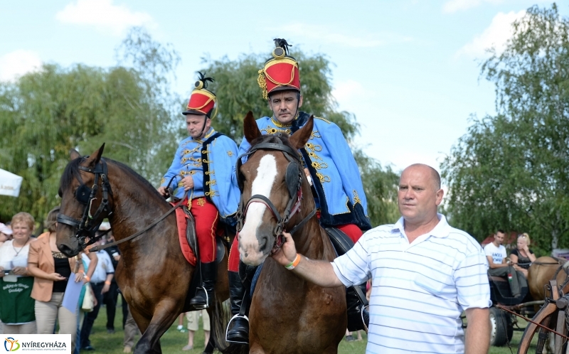 Magyarok Kenyere Program-adományátadás Apagyon