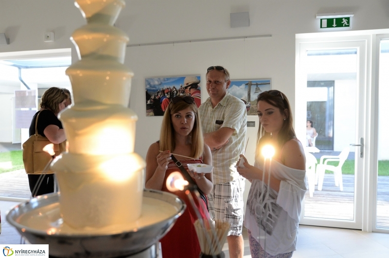 Kiállításmegnyitó a Pálinkaházban