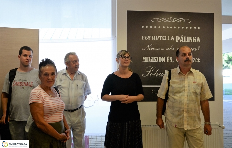 Kiállításmegnyitó a Pálinkaházban