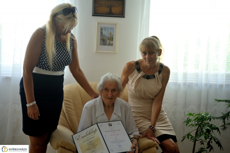 Szépkorú köszöntése - Gál Sára Amália