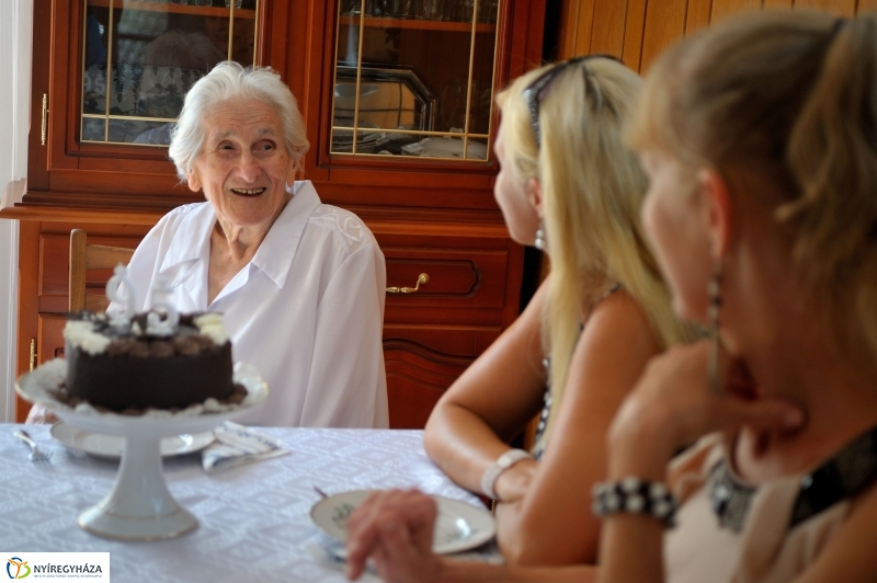 Szépkorú köszöntése - Gál Sára Amália