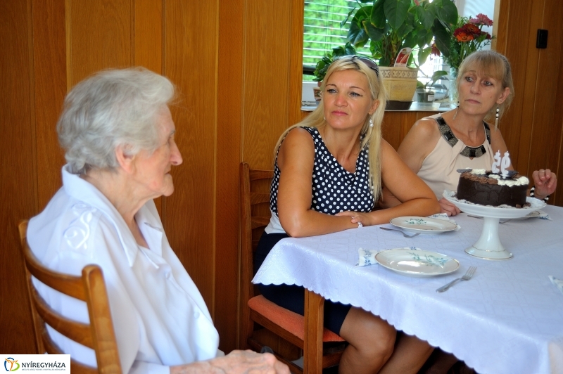 Szépkorú köszöntése - Gál Sára Amália