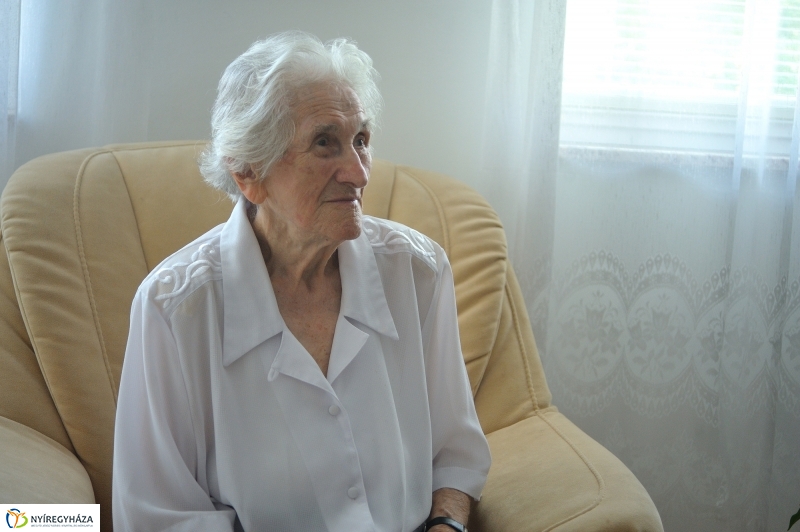 Szépkorú köszöntése - Gál Sára Amália