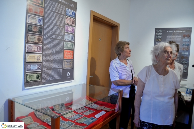 70 éves a forint - kiállítás