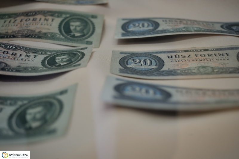70 éves a forint - kiállítás
