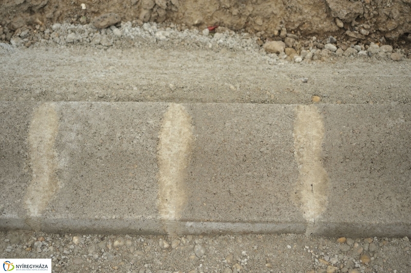 Útfelújítás a Mohács utcán