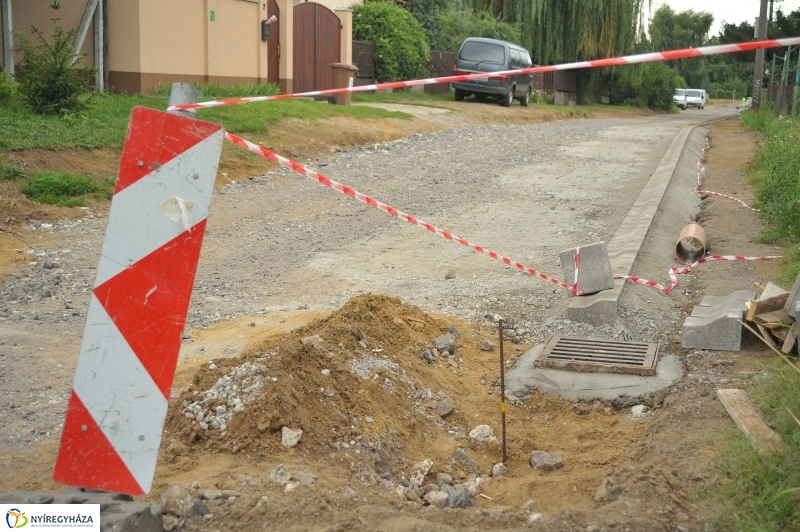 Útfelújítás a Mohács utcán