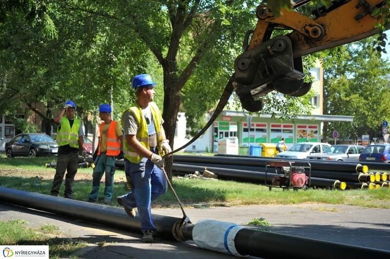 Rekonstrukció az Eperjes utcán