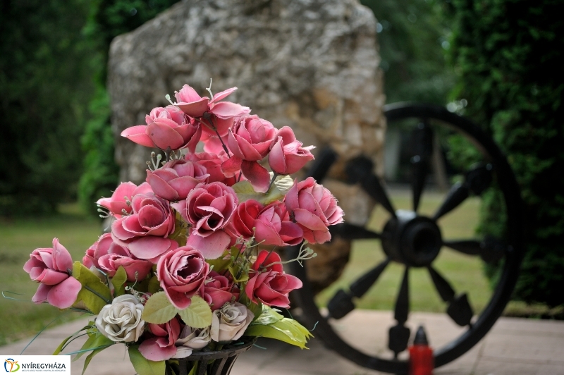 Roma Holocaustra emlékeztek