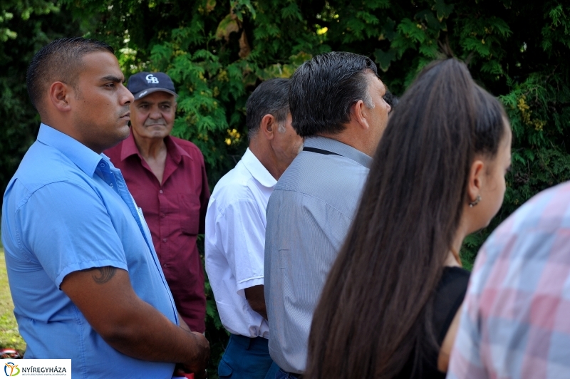 Roma Holocaustra emlékeztek