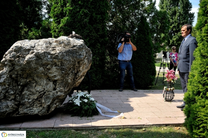 Roma Holocaustra emlékeztek