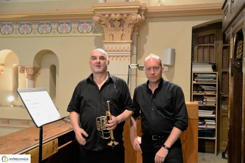 Orgonapont-hangverseny a templomban