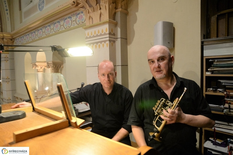 Orgonapont-hangverseny a templomban