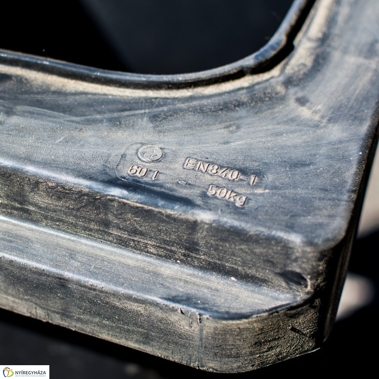 60 literes szemetes a THG-nál!