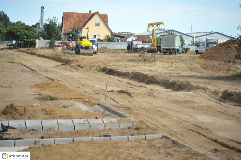 Útfelújítás a Lombkorona utcán