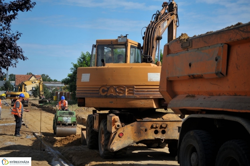 Útfelújítás a Lombkorona utcán