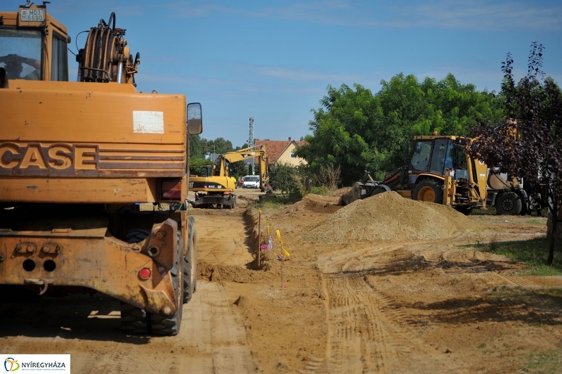 Útfelújítás a Lombkorona utcán