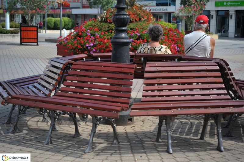 Padfelújítás a belvárosban