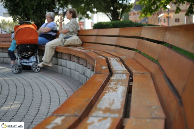 Padfelújítás a belvárosban