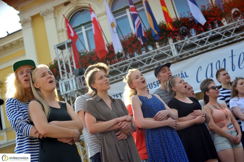 Előkészületek a Folklór Estre