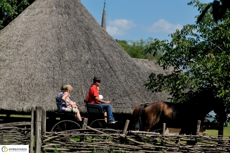 Új kenyér ünnepe a múzeumfaluban
