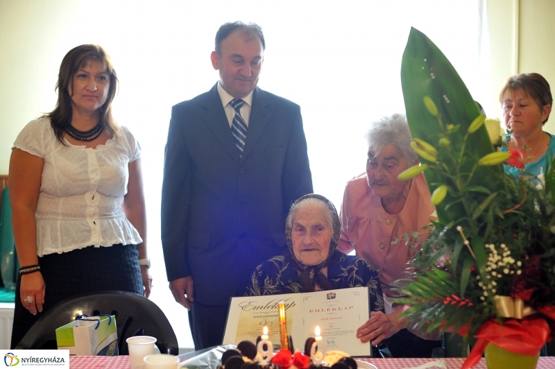 Szépkorú köszöntése - Rádi Jánosné