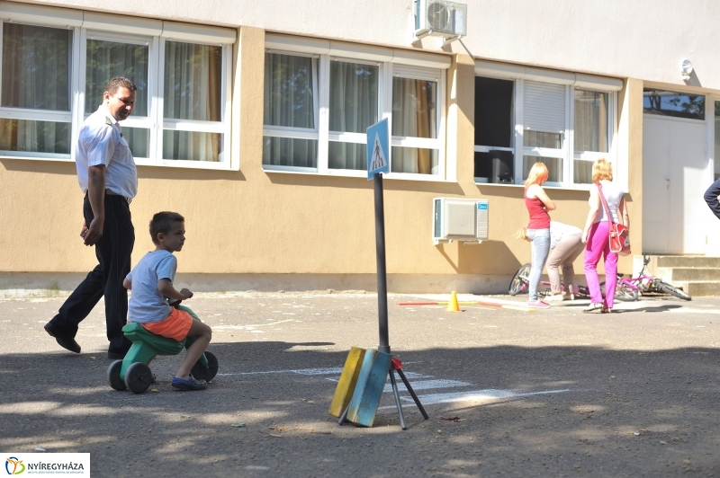 Balesetmegelőzés gyerekeknek