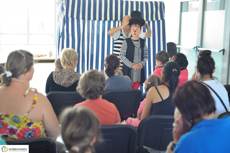 Bohócdoktorok a gyerekosztályon