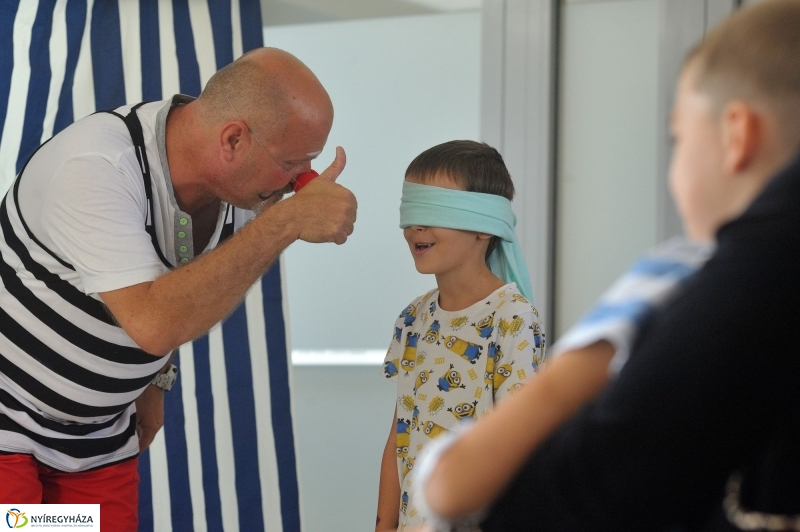 Bohócdoktorok a gyerekosztályon