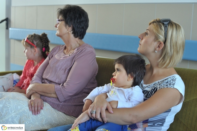 Bohócdoktorok a gyerekosztályon