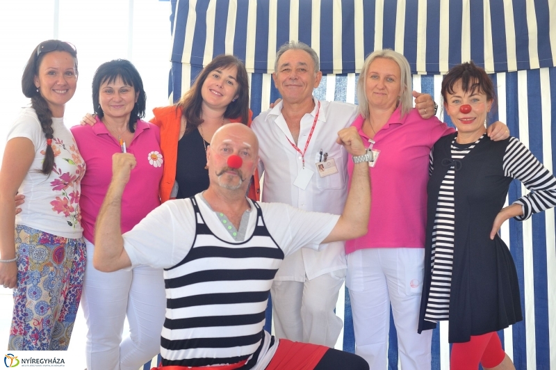 Bohócdoktorok a gyerekosztályon